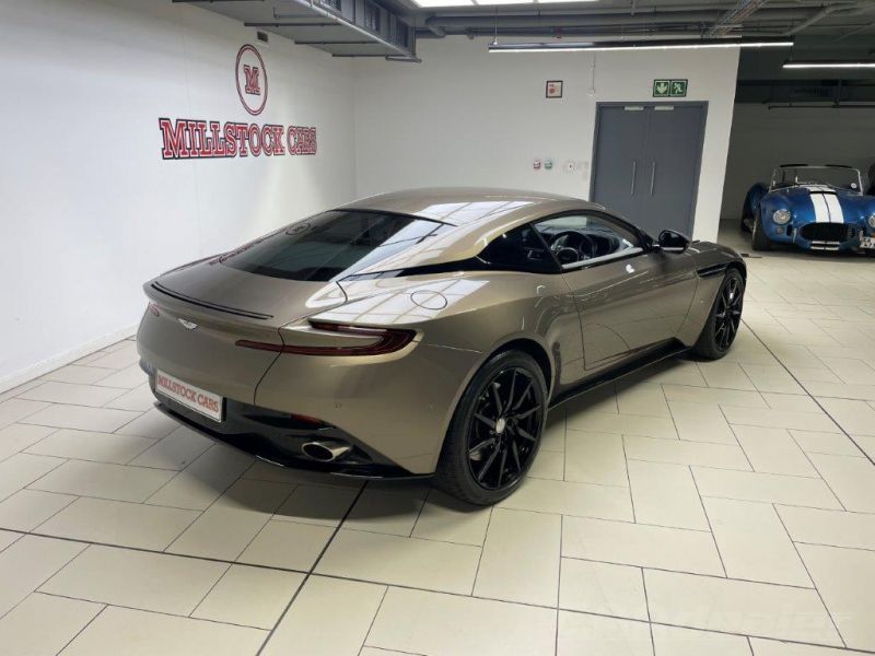 Used 2017 Aston Martin DB11 coupe for Sale 12 000 km